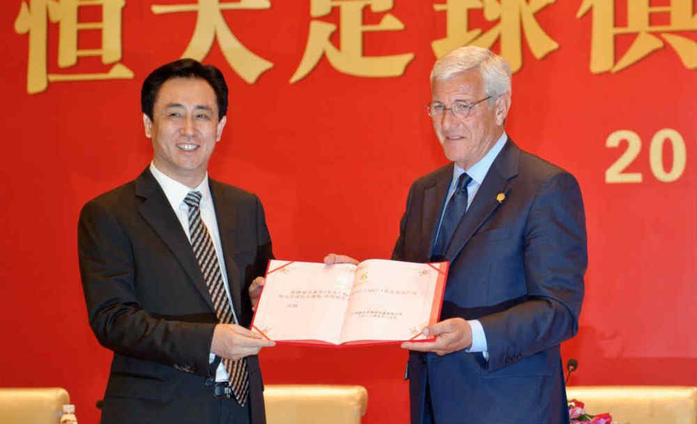 网飞将其踢出《地狱公使2》 2023-03-02 据韩媒3月1日报道，因涉嫌非法滥用药物异丙酚（俗称牛奶针）、大麻的刘亚仁，在接受调查中又接连从毛发内检测出可卡因、K粉两种毒品，消息再度冲击大众的同时，曾经被封为“忠武路三料影帝”的刘亚仁，如今却成为了“四毒王”，同时警方下周将以嫌疑人身份传唤刘亚仁接受调查。